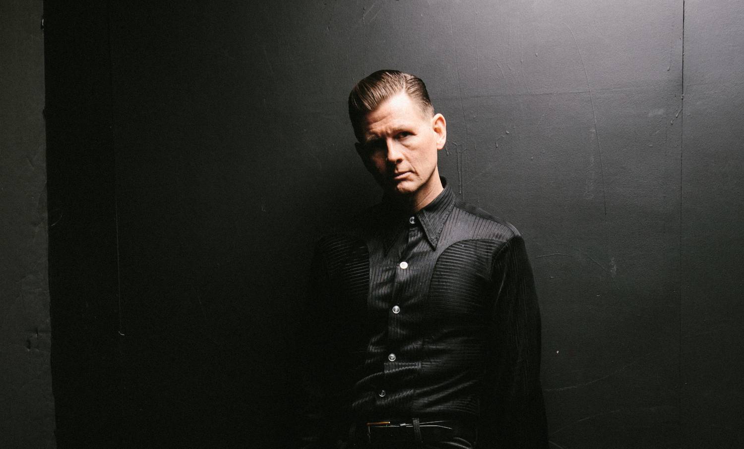 Jake La Botz tours Europe with new album "They're Coming For Me"